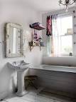 Shabby Chic Bathroom Design Ideas | InteriorHolic.