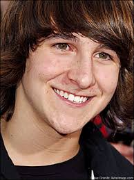 How hot is Mitchel Musso?