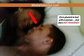 chris-brown-in-bed-with-