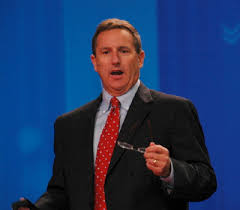 HP CEO Mark Hurd offers his