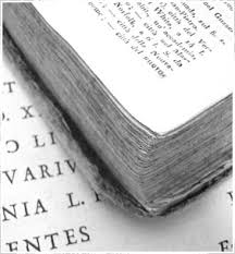 http://t0.gstatic.com/images?q=tbn:LYc8bpujN7689M:http://www.eizie.org/News/1244397154/literatura.jpg