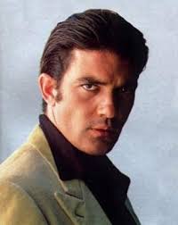 Antonio Banderas Perform In