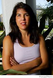 Jennifer Capriati tries to
