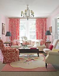 الديكورات الوردية Living-pink-curtains-de-87930064