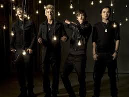 (L R): Travis Garland,