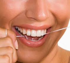 hilo dental23 Utiliza el Hilo Dental
