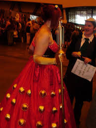 Sing it for the boys, Sing it for the girls