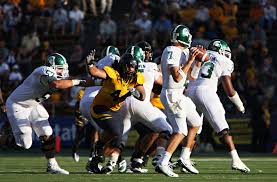 Defensive lineman Tyson Alualu