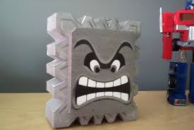 Paper craft thwomp