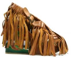 Post Your Shoes Irregualr-choice-fringed-we