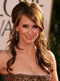 Jennifer Love Hewitt�UH YUMP!