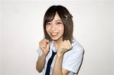 石塚朱莉