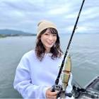 高本采実