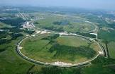 フェルミ研究所 (FermiLab)