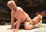 男色ディーノ