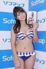 西崎莉麻