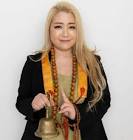 飯塚唯 (ギャル霊媒師)