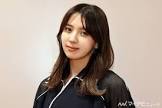 小林由依