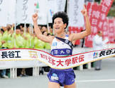 山川拓馬