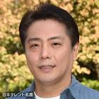 華山益夫