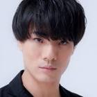 新倉健太