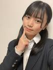 石上まひな