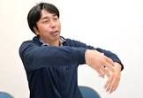 山下芳輝