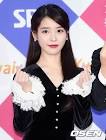 IU (歌手)