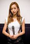 板野友美