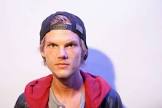 アヴィーチー (Avicii)