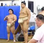 北青鵬治