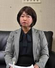 新井祥子