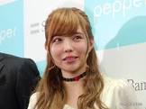 益若つばさ