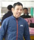 三角哲男