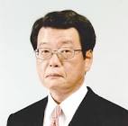 上山英介