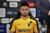 中村航輔