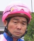 嘉堂信雄