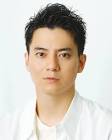 西山潤