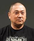 山本圭壱