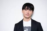 佐野玲於