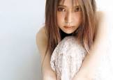 小林由依