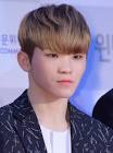 WOOZI (ウジ)