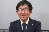 越川真一