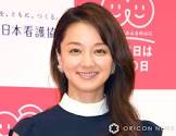 中越典子