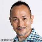 中村ゆうじ