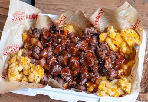Arkins Sweet BBQ Pit by null