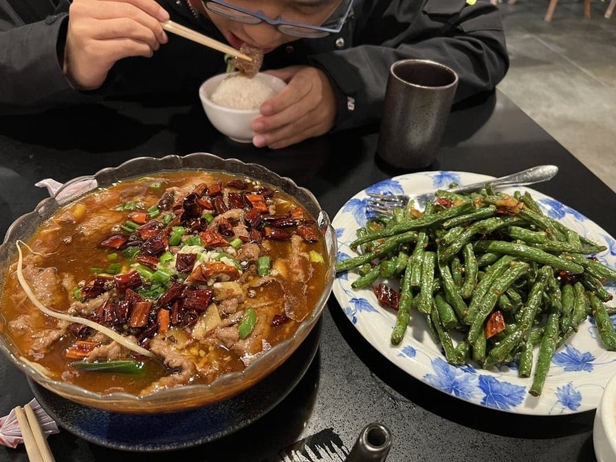 Chuan Yu by null