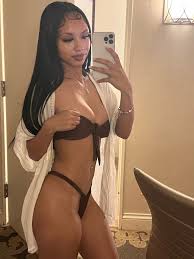 Trail tunechi sex tape lira galore jpg x Lira galore