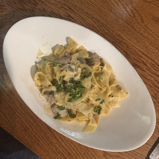 Pacci's Trattoria by null