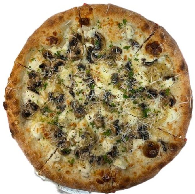 Yearling Pizza by null